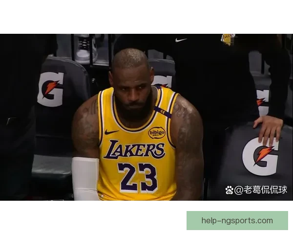 詹姆斯复出带领湖人迎战勇士 新赛季东部豪强崛起全联盟大洗牌