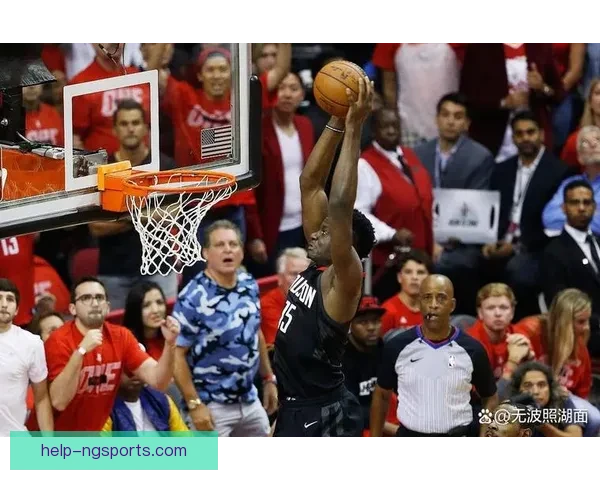 詹姆斯关键时刻带队逆转勇士赢得赛季焦点战